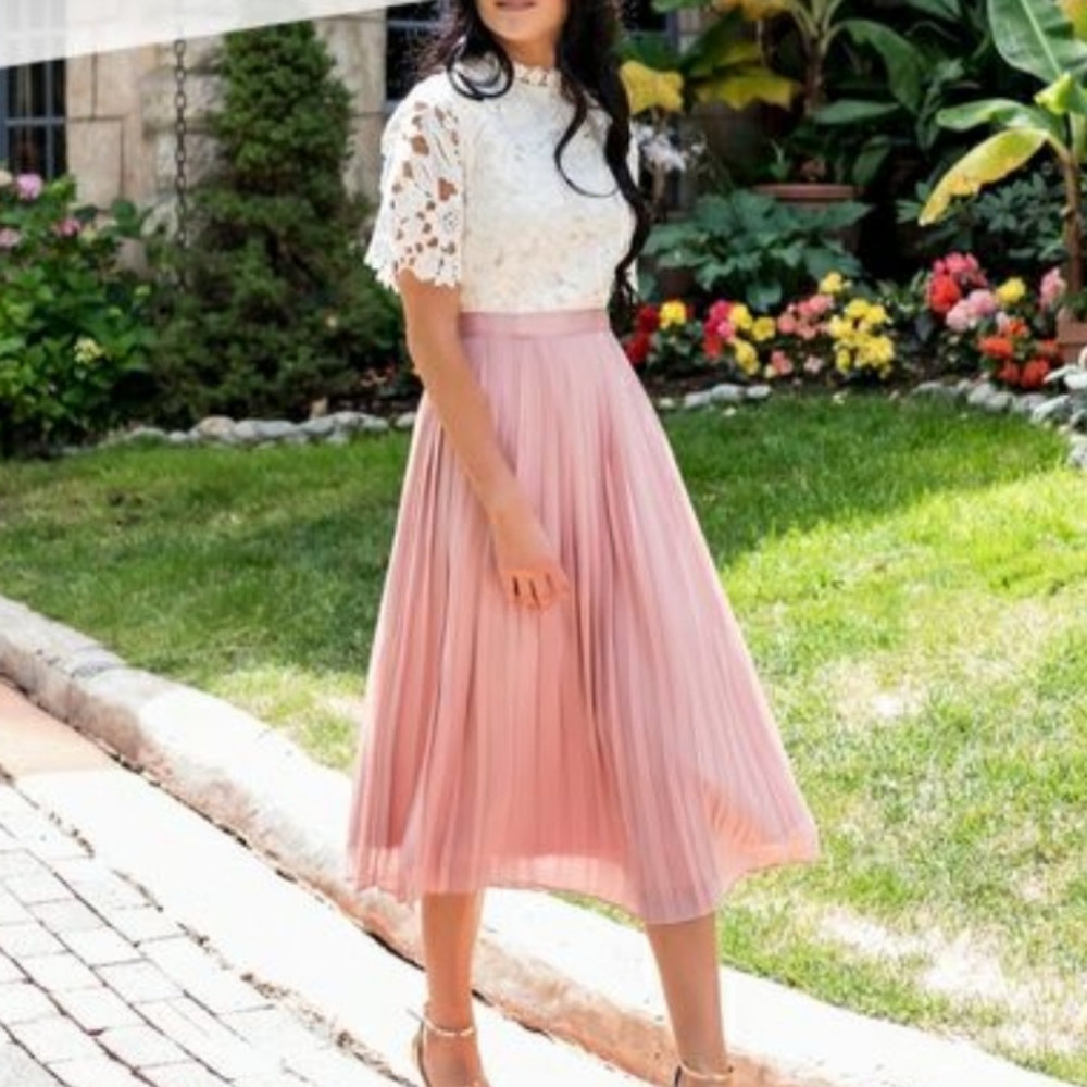 NWT Rachel Parcell Annecy Lace Top Pleated Dress Sz